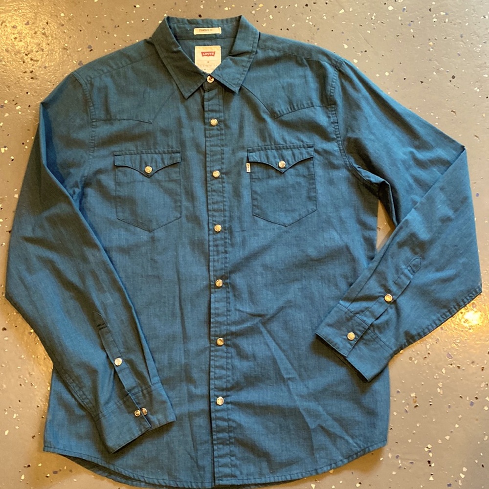 Levi’s Button Down - image 1